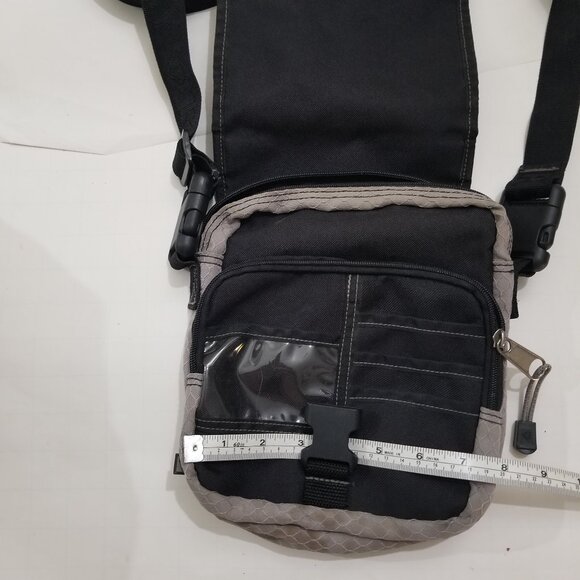 Roxy Green/Forest Green backpack & Roxy Gray Crossbody bag (2 total) - Picture 10 of 16